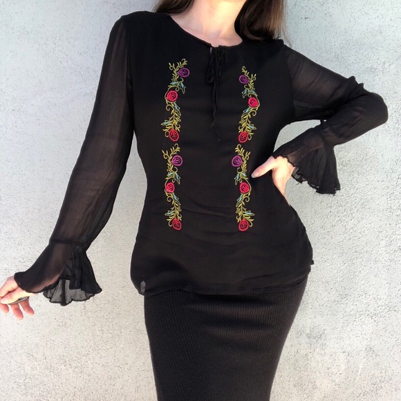 ❤️SOLD ON DEPOP❤️ Vintage Goth Peasant Folk Blouse Witchy Flare Sleeves Y2K - Picture 4 of 4